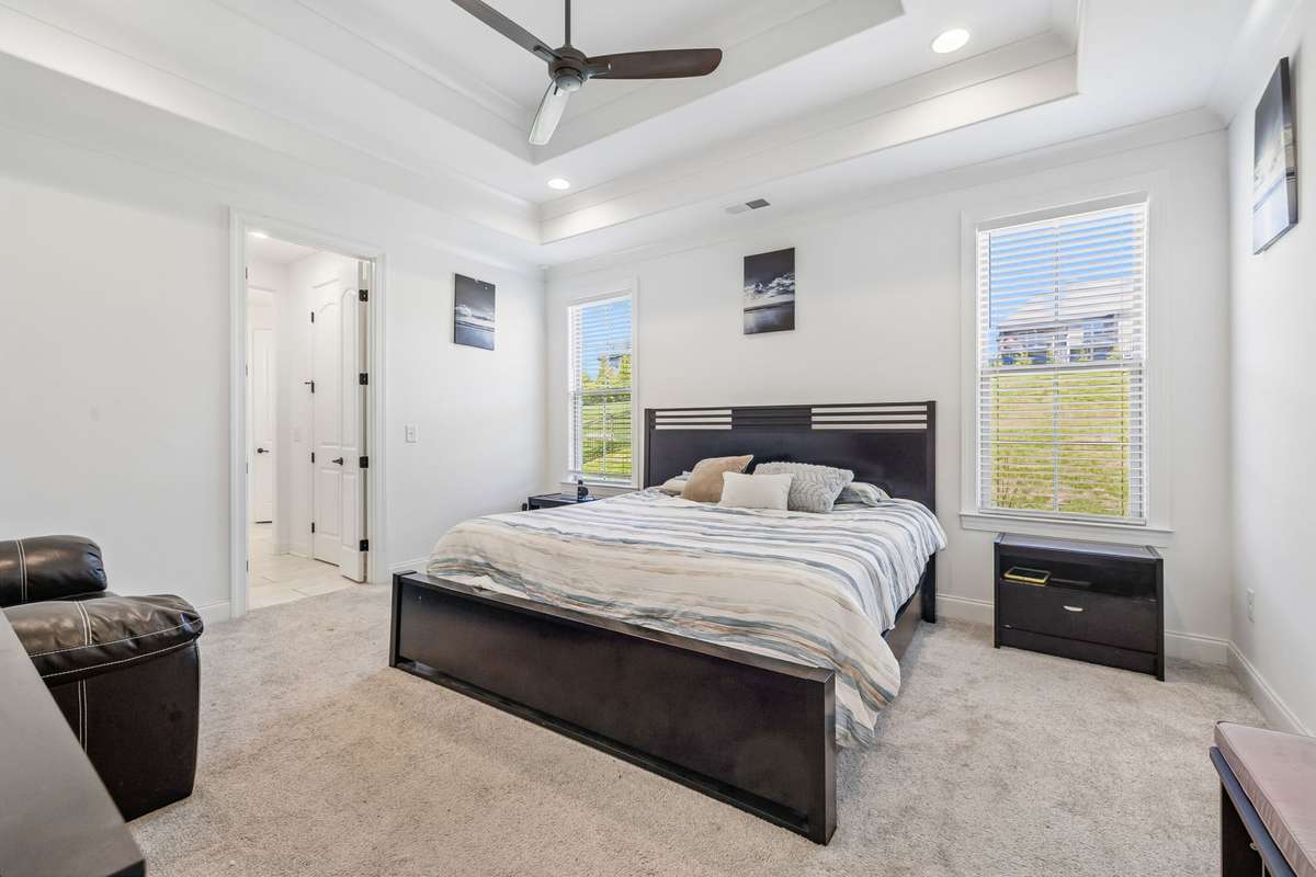 Primary Bedroom/Suite