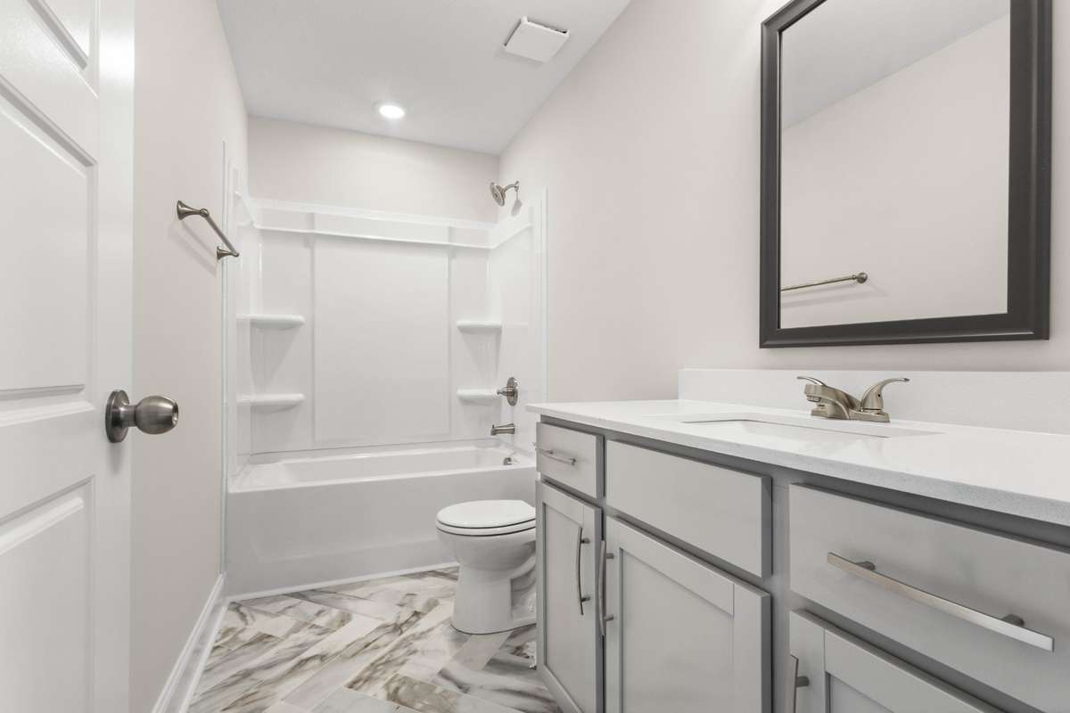 SAMPLE PHOTOS OF PREVIOUS BUILD!! **SELECTIONS TO VARY**