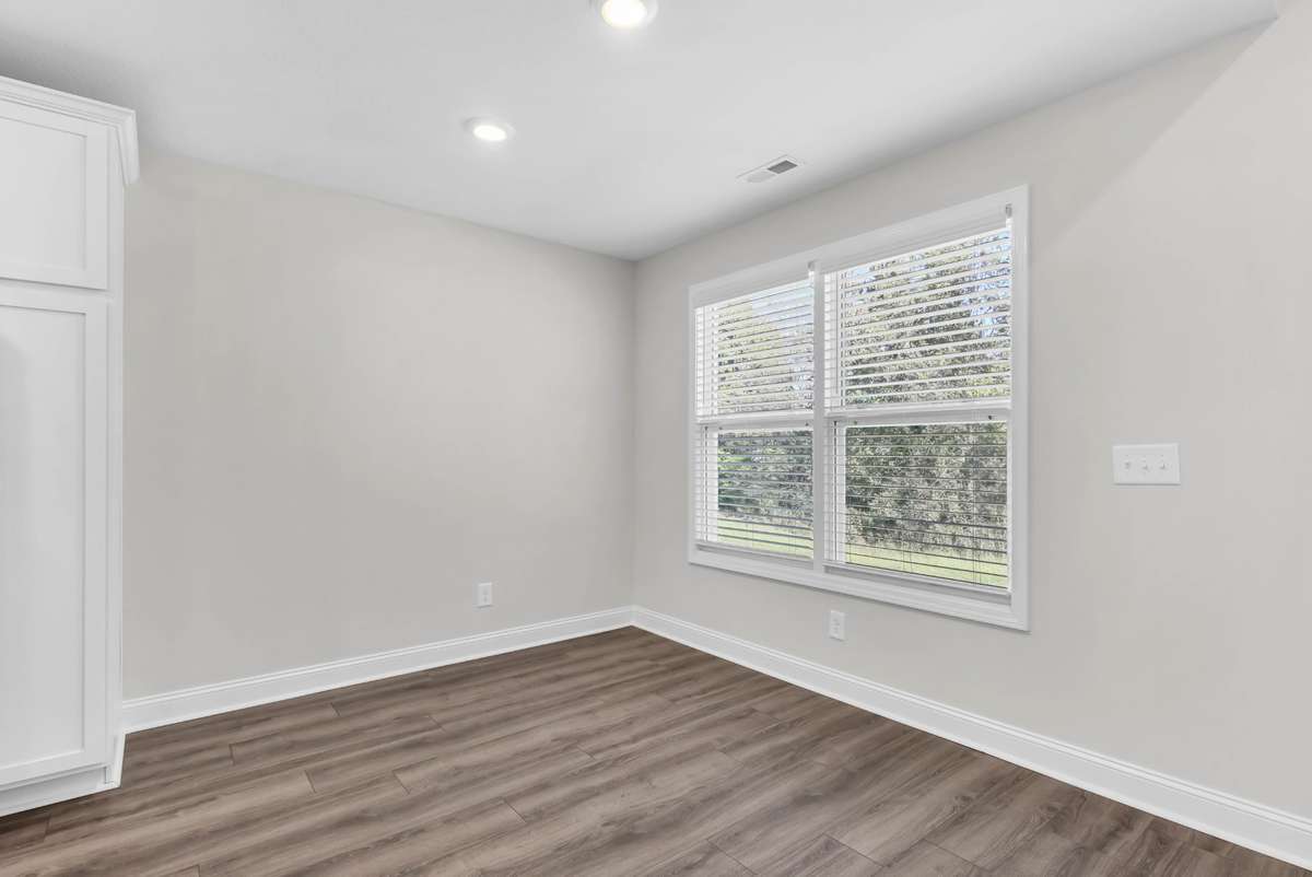 PHOTOS OF PREVIOUS BUILD-SELECTIONS TO VARY