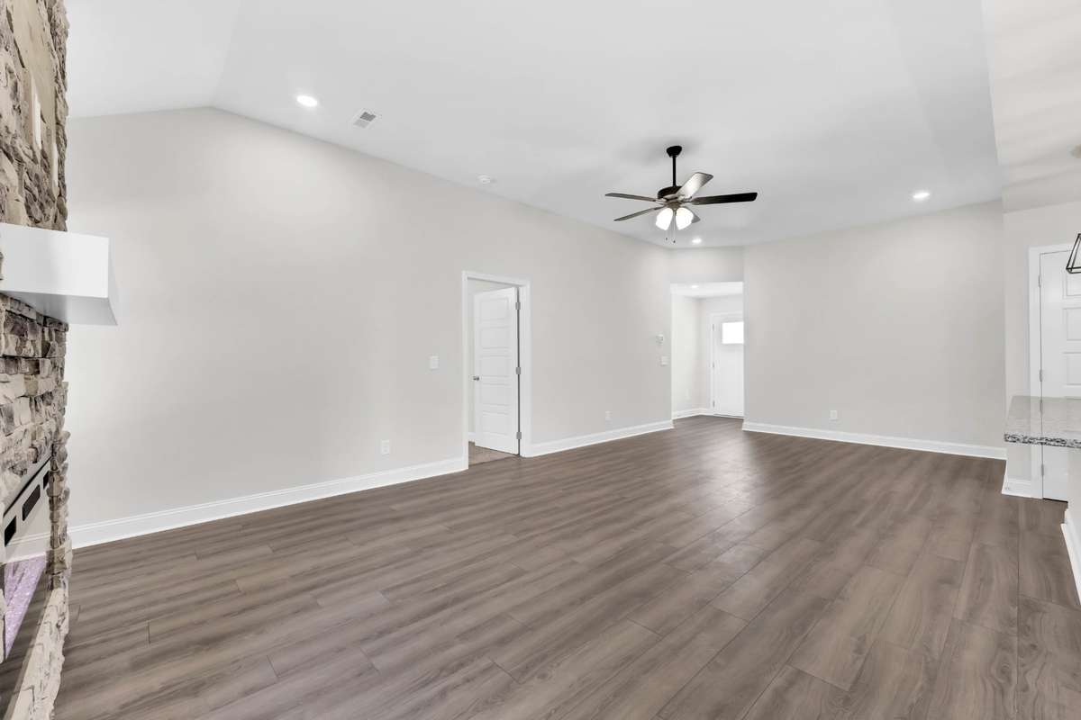 PHOTOS OF PREVIOUS BUILD-SELECTIONS TO VARY