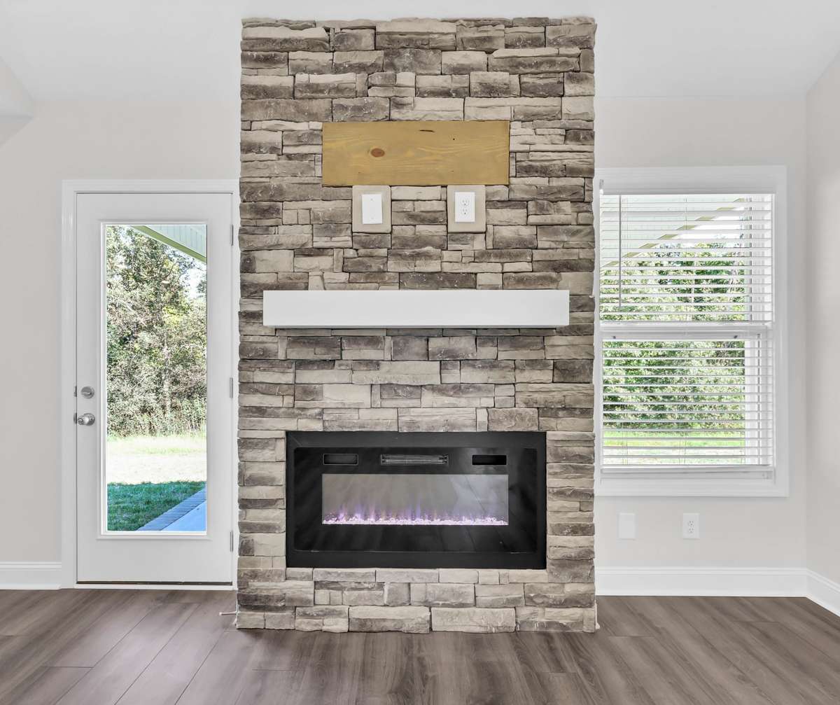 PHOTOS OF PREVIOUS BUILD-SELECTIONS TO VARY