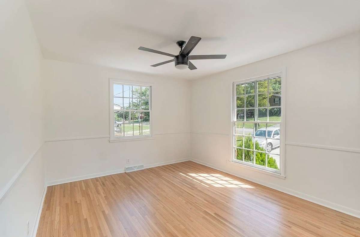 Upper level Bedroom