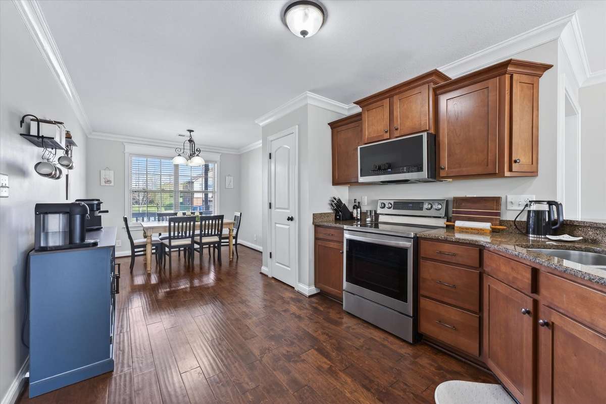 Kitchen - Dining - Pantry closet
