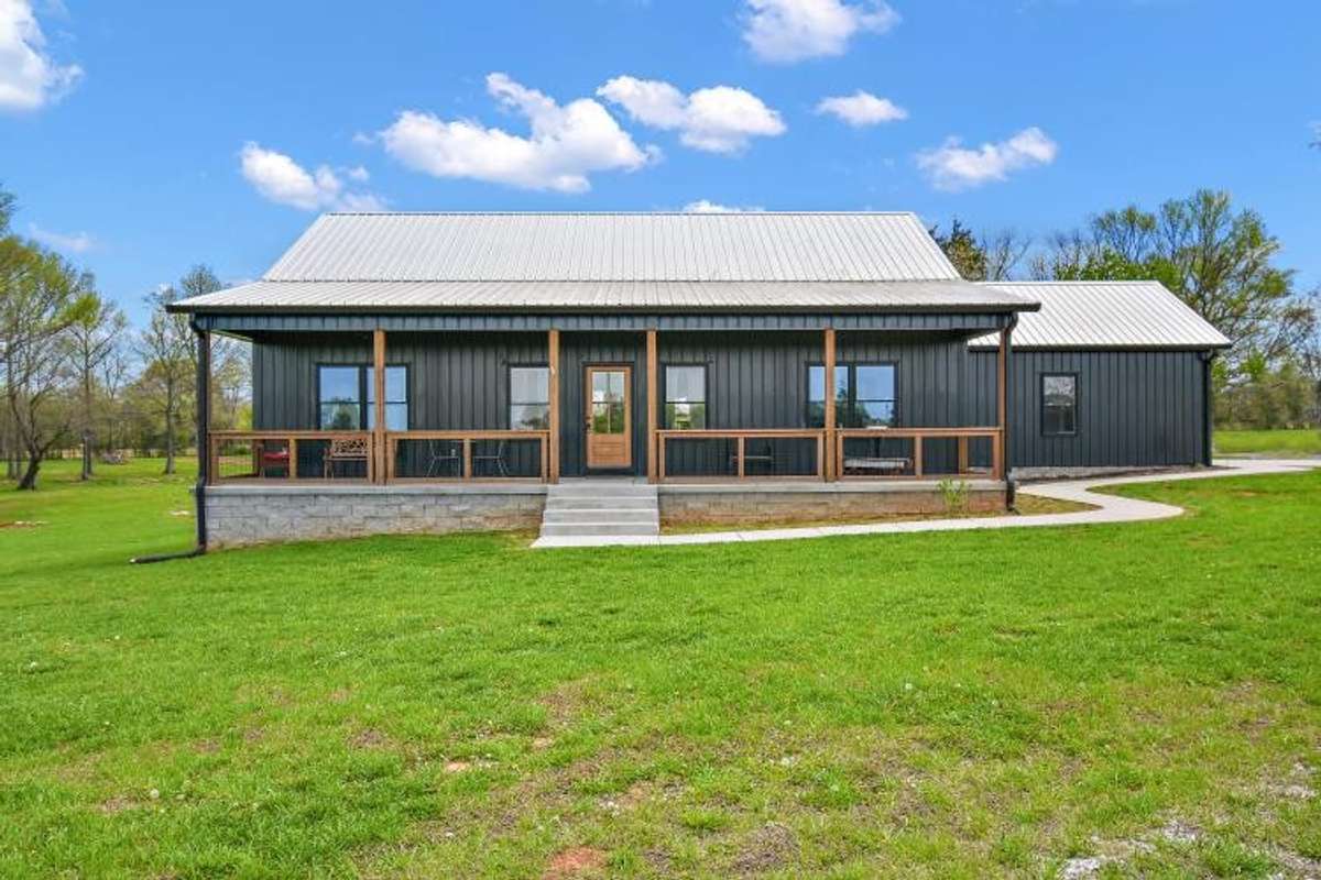 Welcome to Our Home at 211 Miller Farm Lane