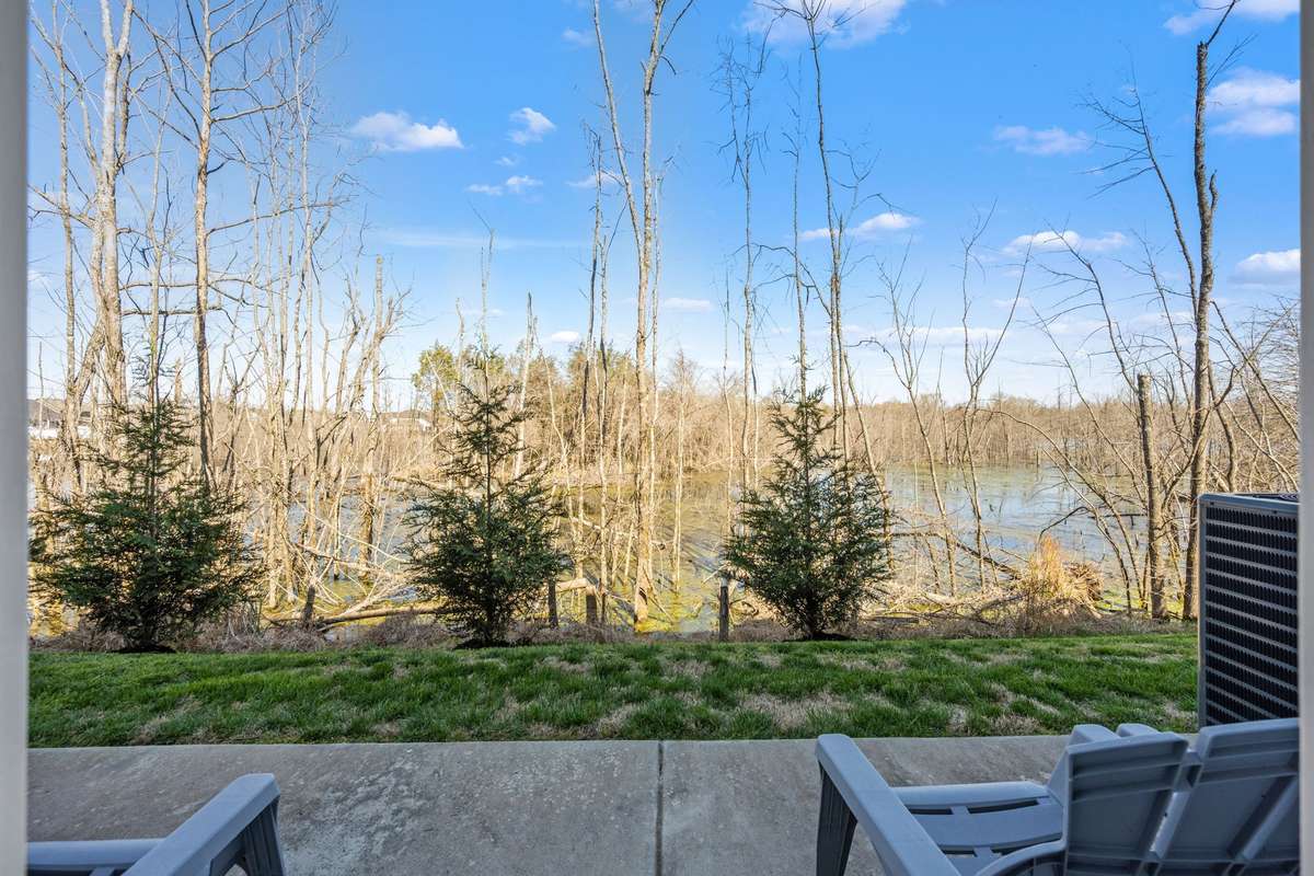 Townhome backs up to a beautiful pond.  Wildlife