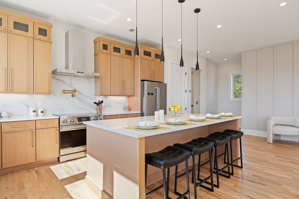 Pot Filler and under cabinet lighting.