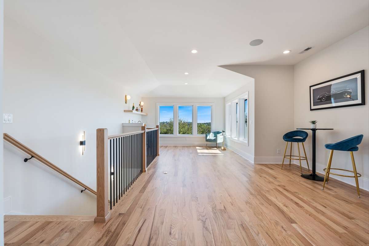 3rd floor bonus room.