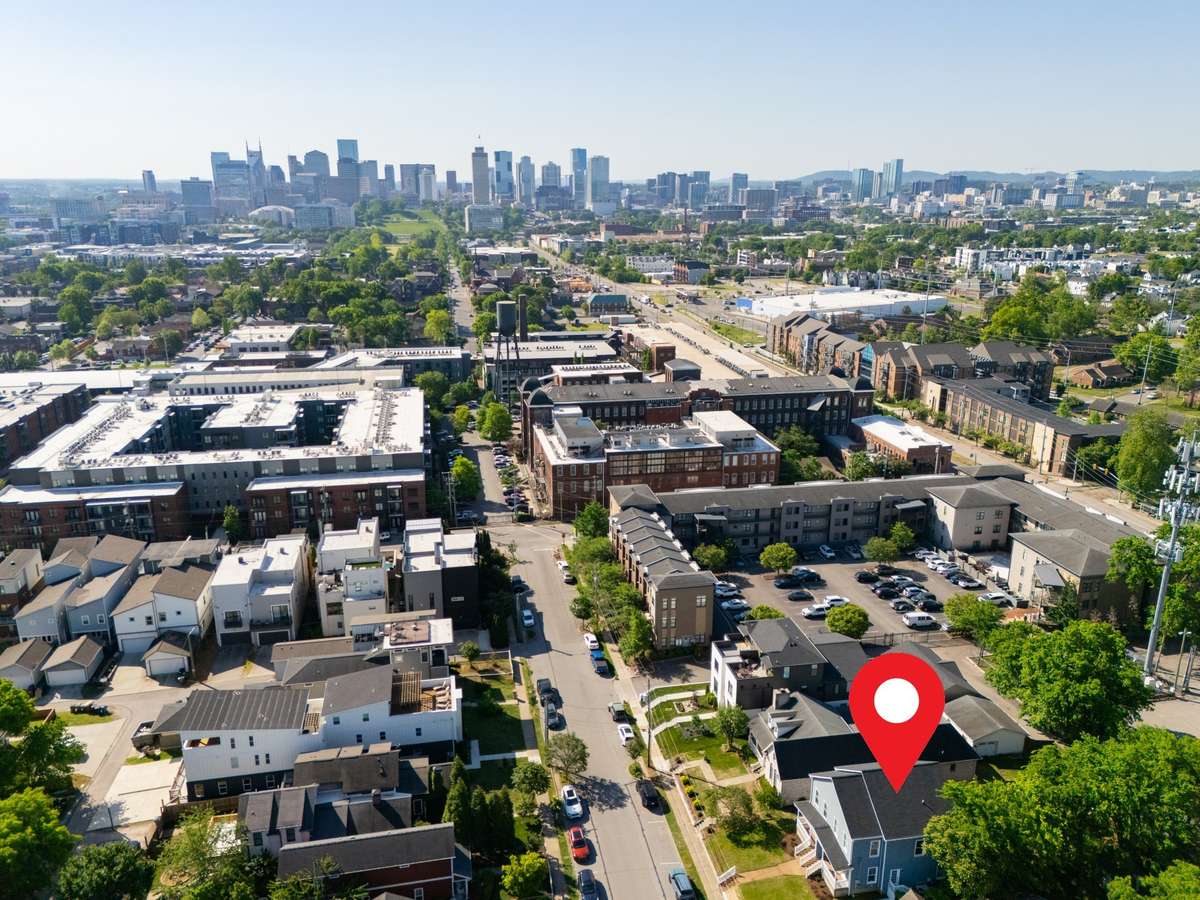 Location, location, location! Fantastic walkability to all of your favorite Germantown/Salemtown spots, as well as downtown Nashville and the state capital.