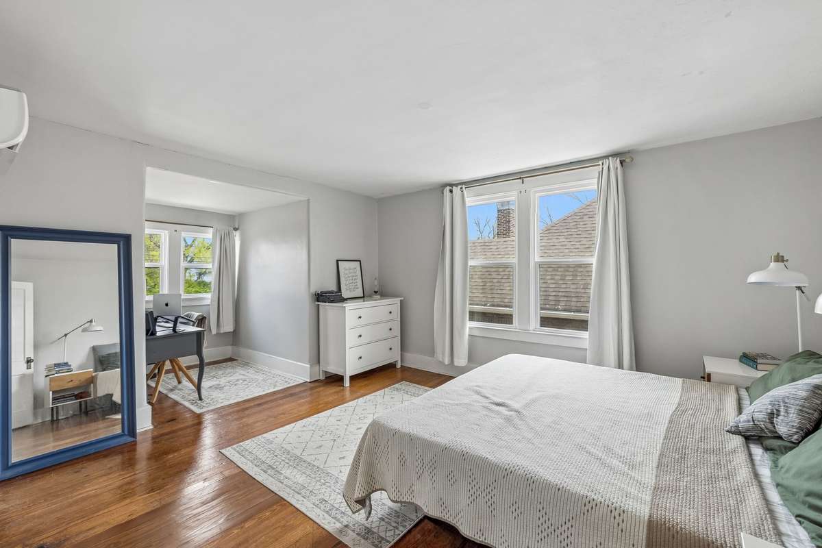 Bedroom 2 on second floor - Primary