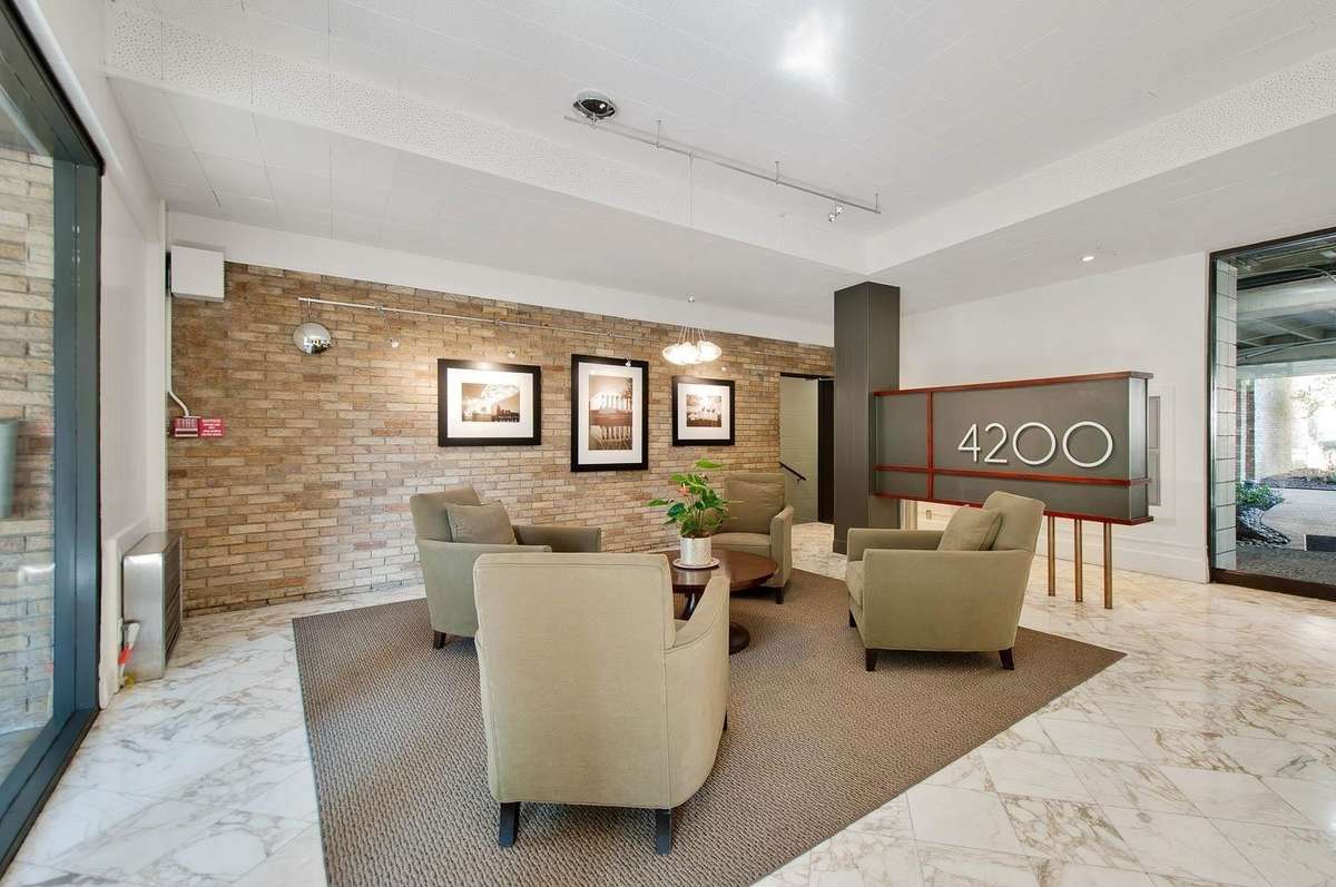 Entrance/Lobby