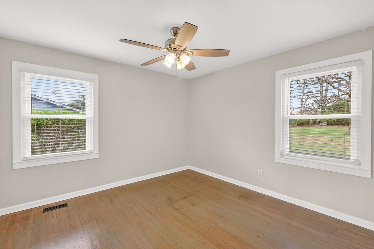 second bedroom