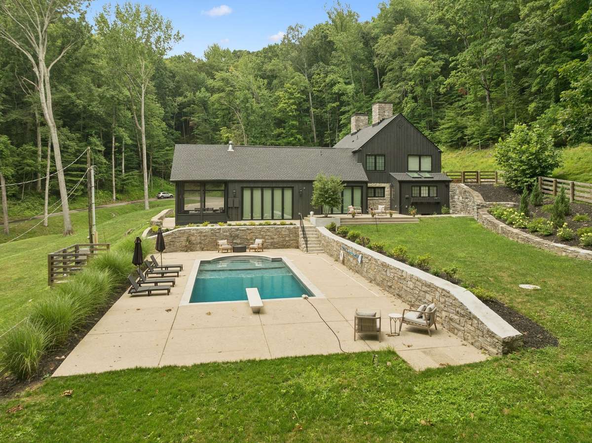 Relax poolside with room to entertain beneath the wide Tennessee sky