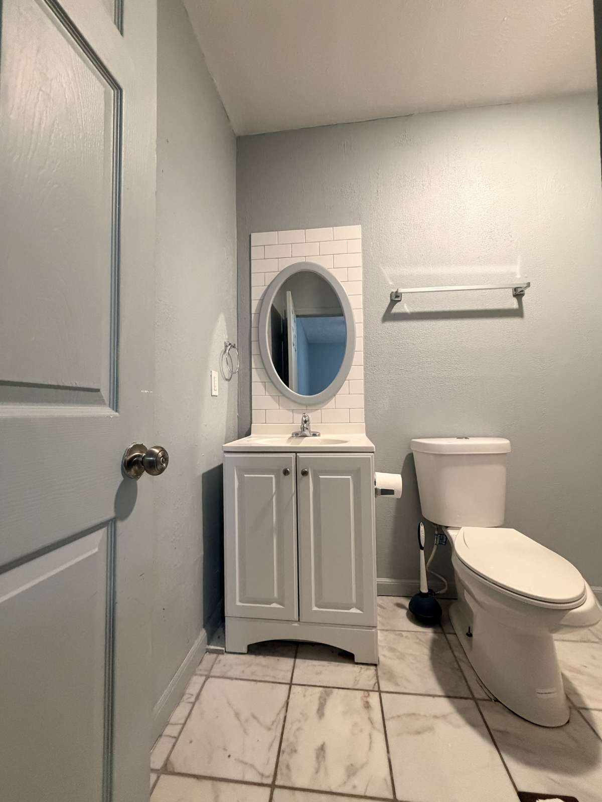 Bonus Room Private Full Bathroom