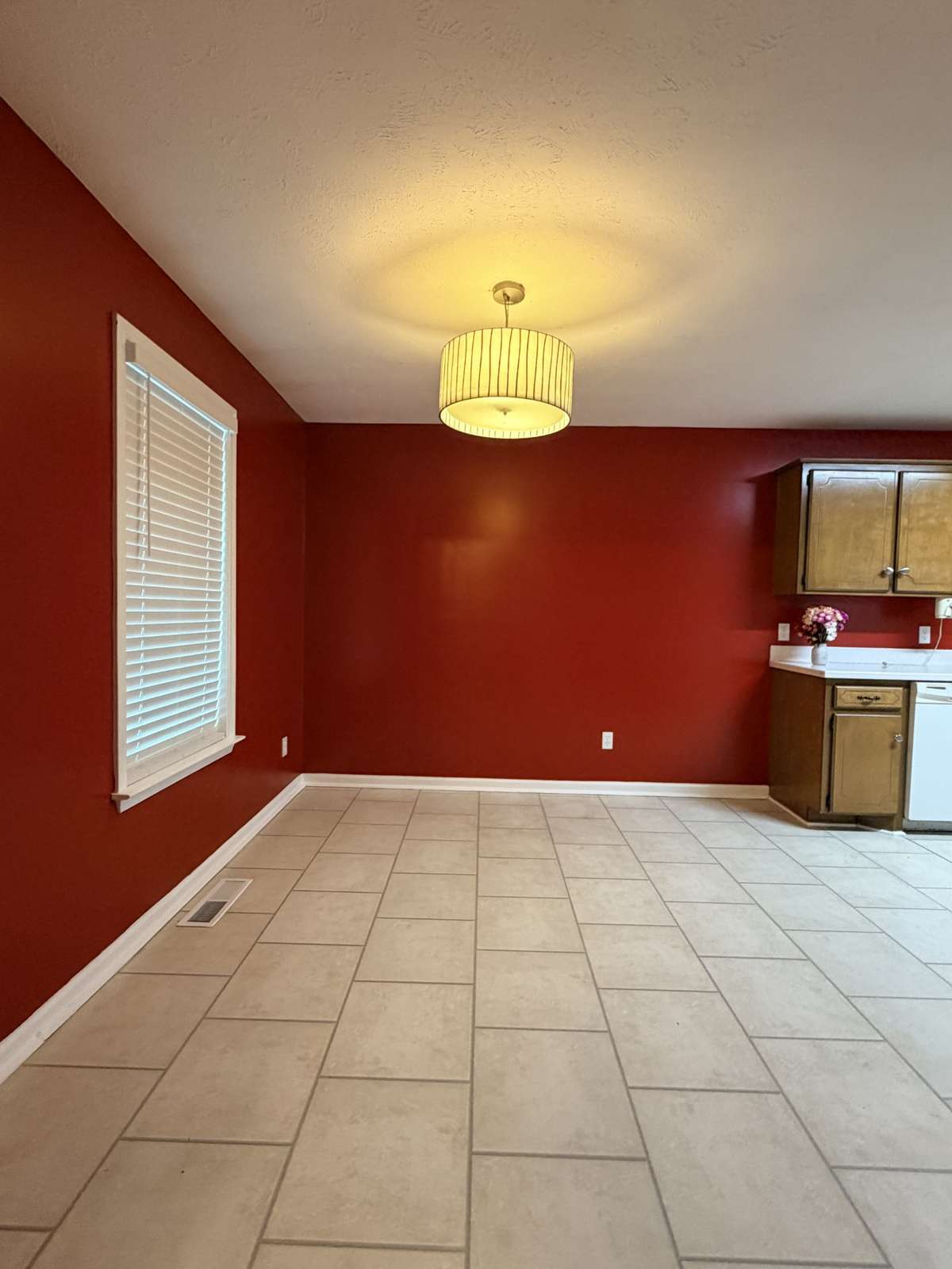Spacious Eat-In Kitchen