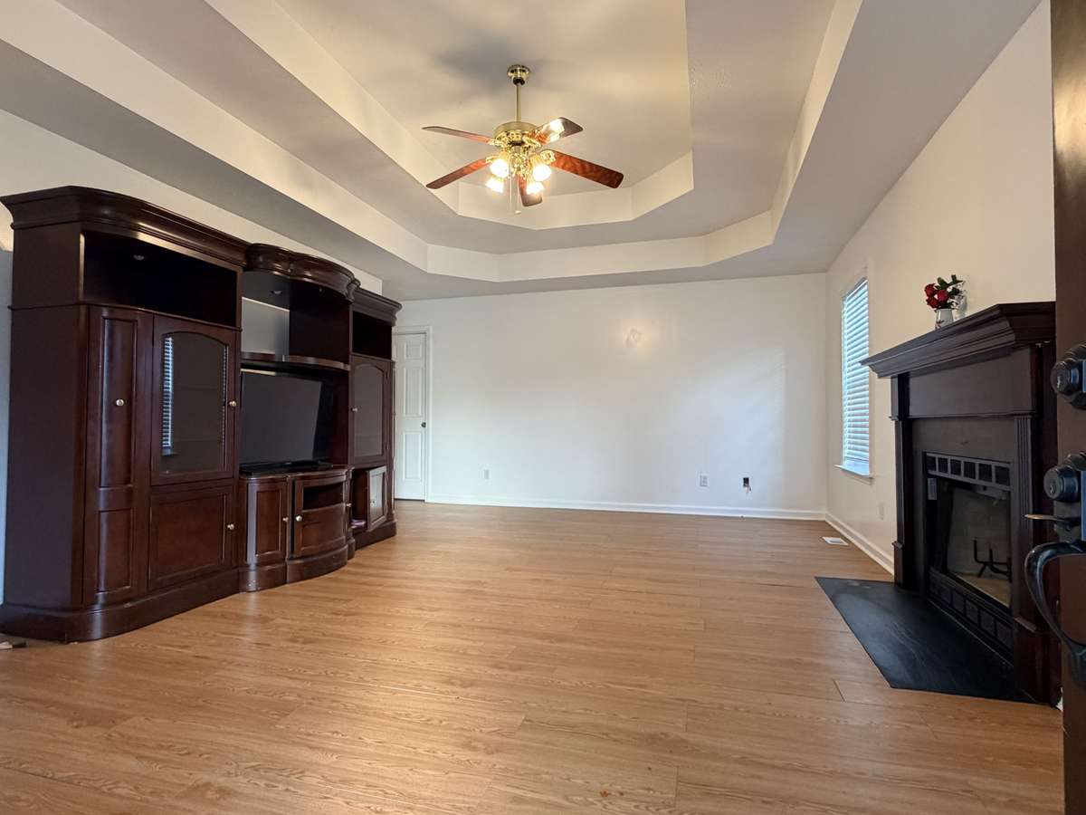 New Vinyl Plank Floor in the Living Room