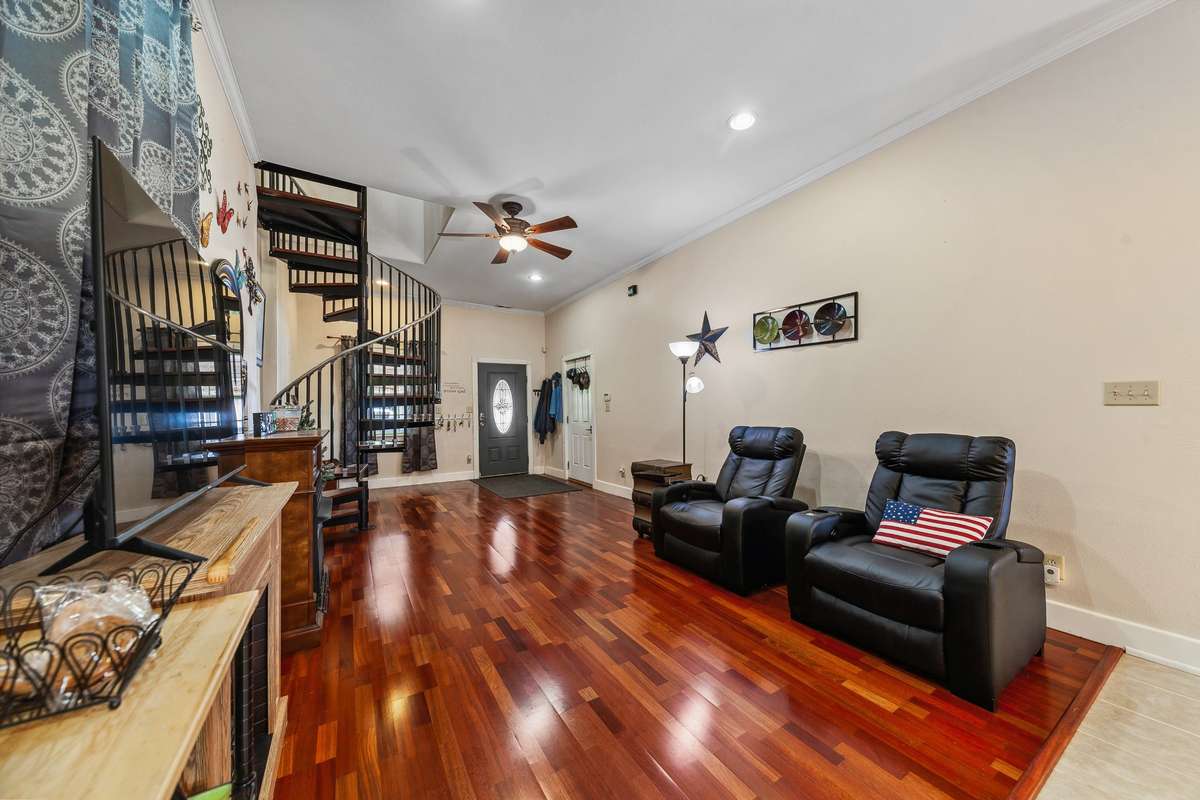 Main House Living Room