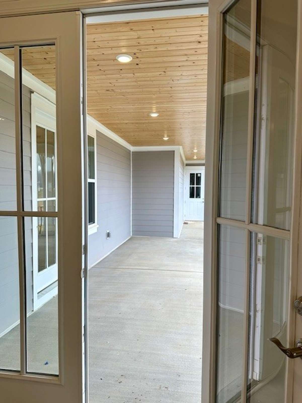 A peek at your side porch/breezeway