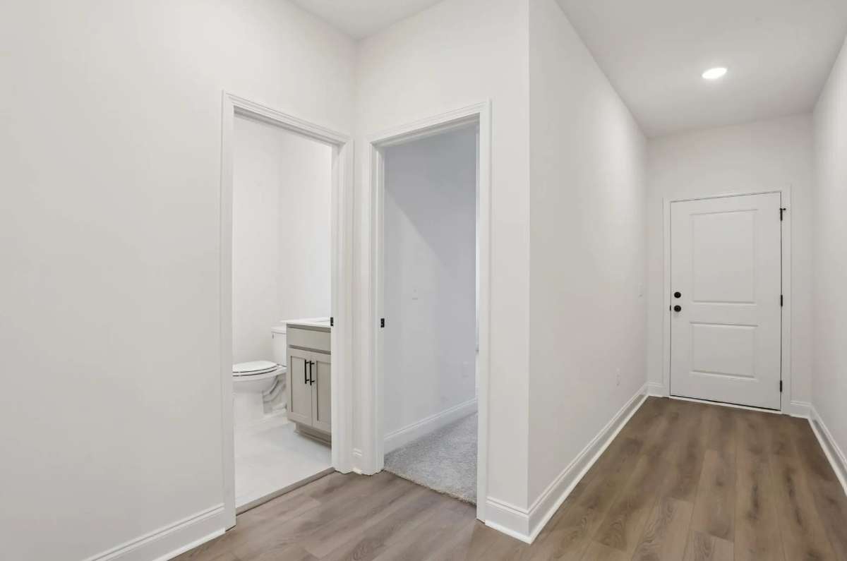 Blake entryway. Photos of similar home, same plan. Options may vary.