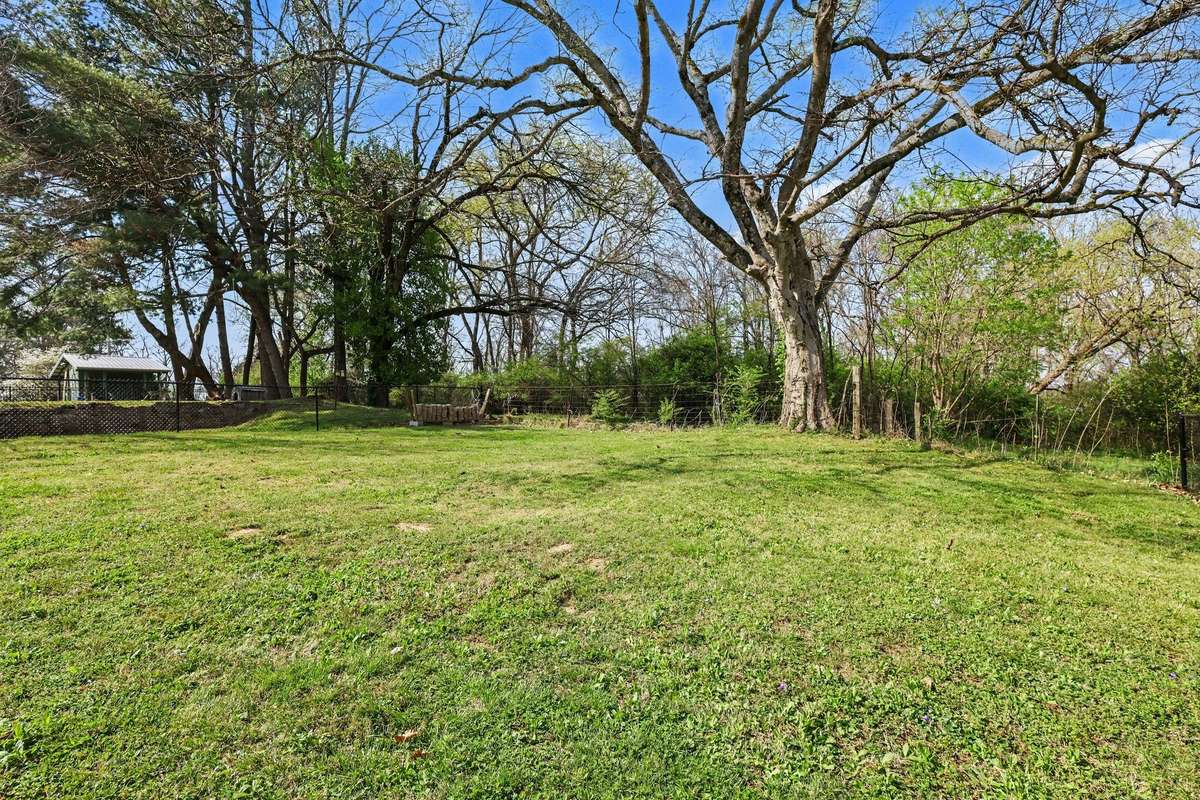 Spacious fenced back yard for social gatherings and family enjoyment!