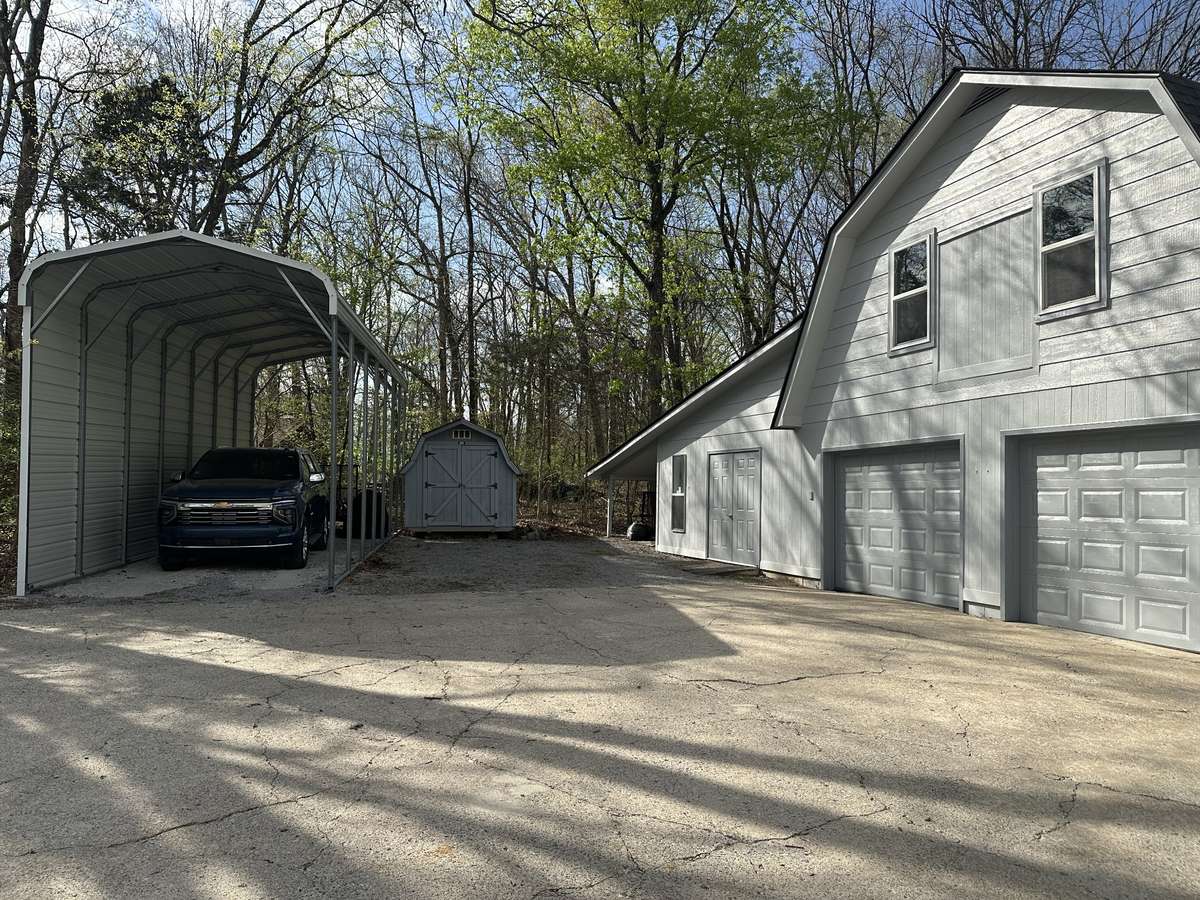 metal car port  32x10x15 Large enough for Camper