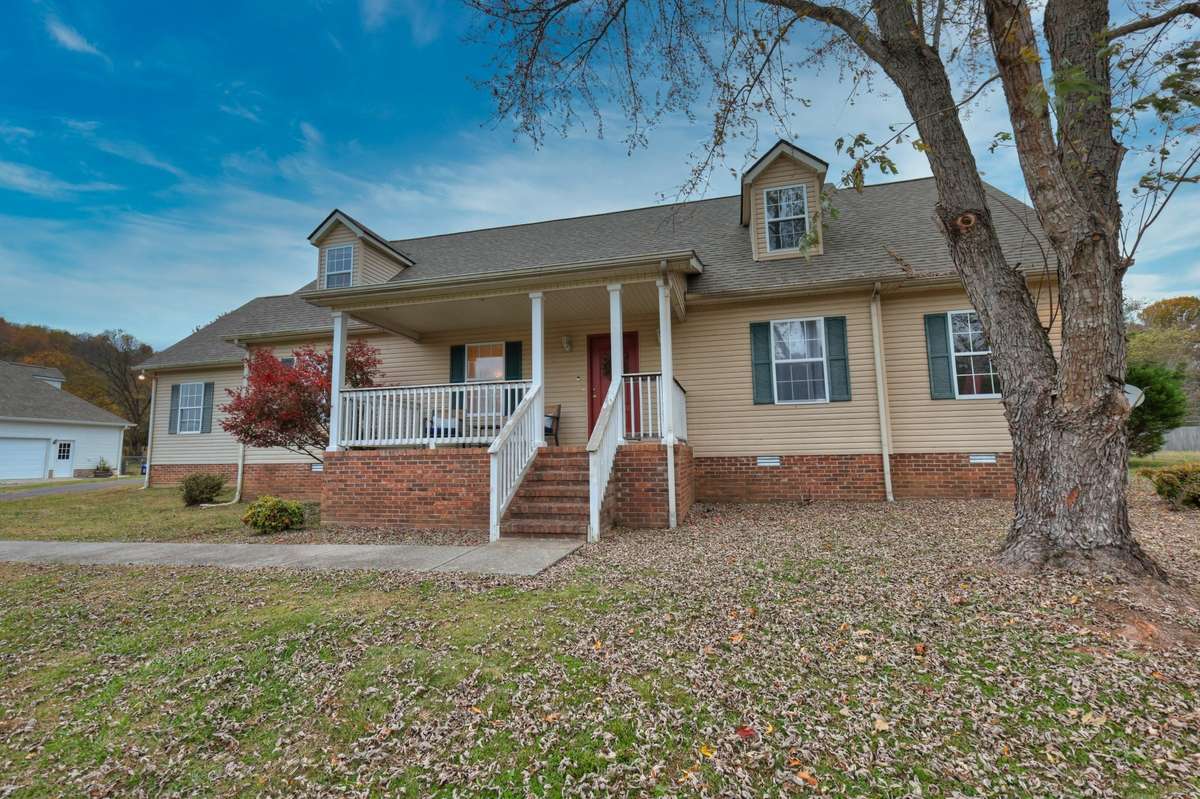 Welcome Home to 217 Amanda Dr