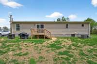 Easy maintenance vinyl siding exterior.