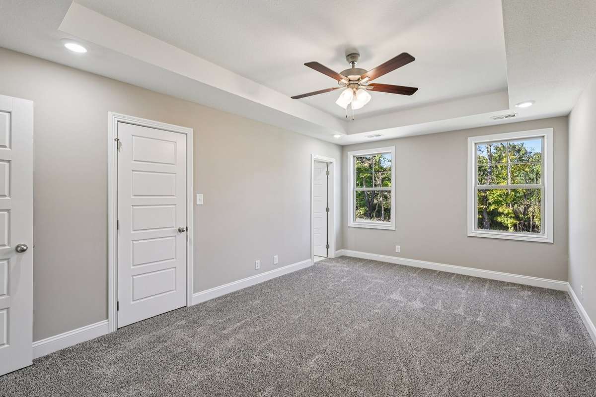 Sample pictures from a previous build showing the Baker Floor Plan.  Materials and colors are subject to change without notice.