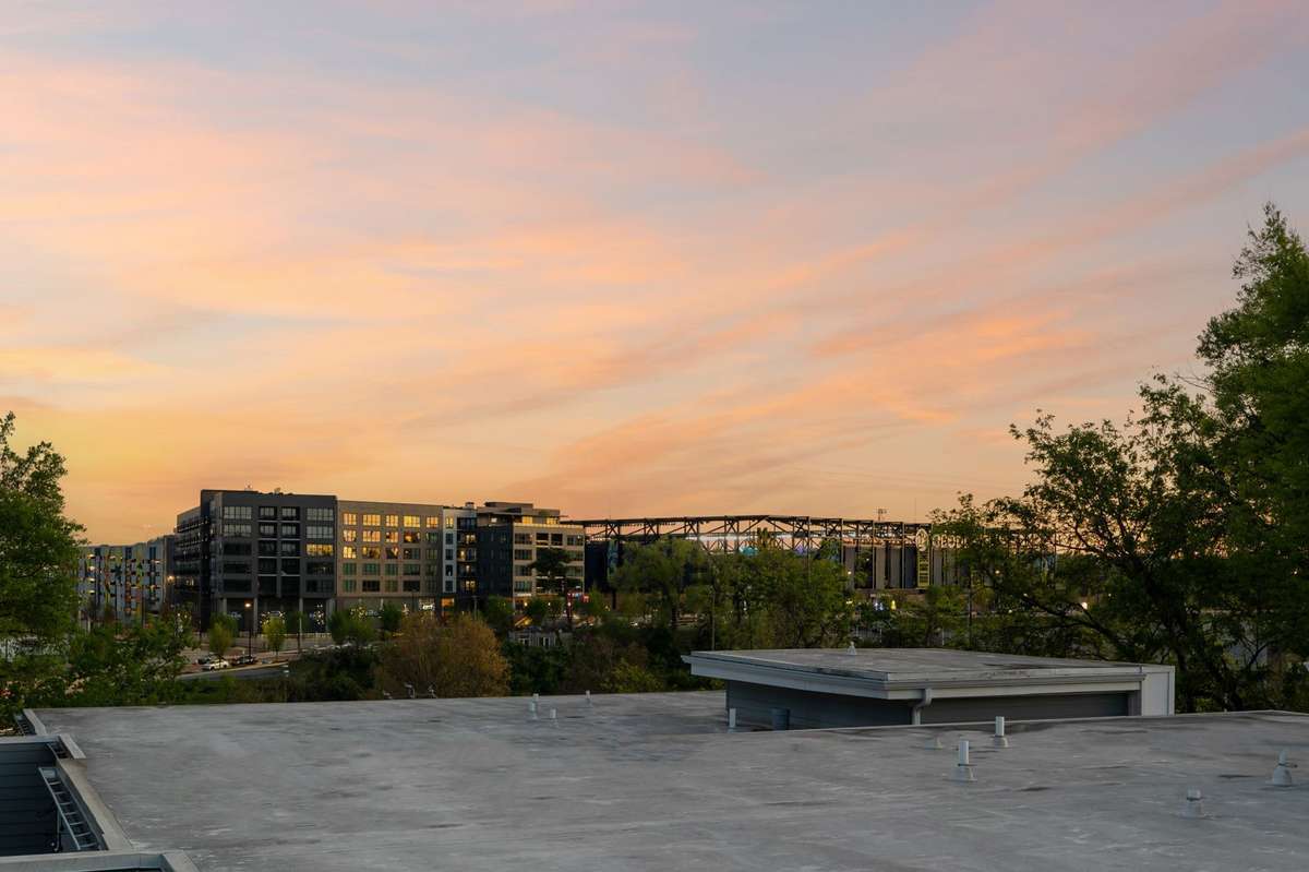 You can even see Geodis Stadium from your roof!
