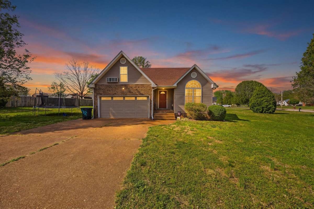 Bonus room over the garage!