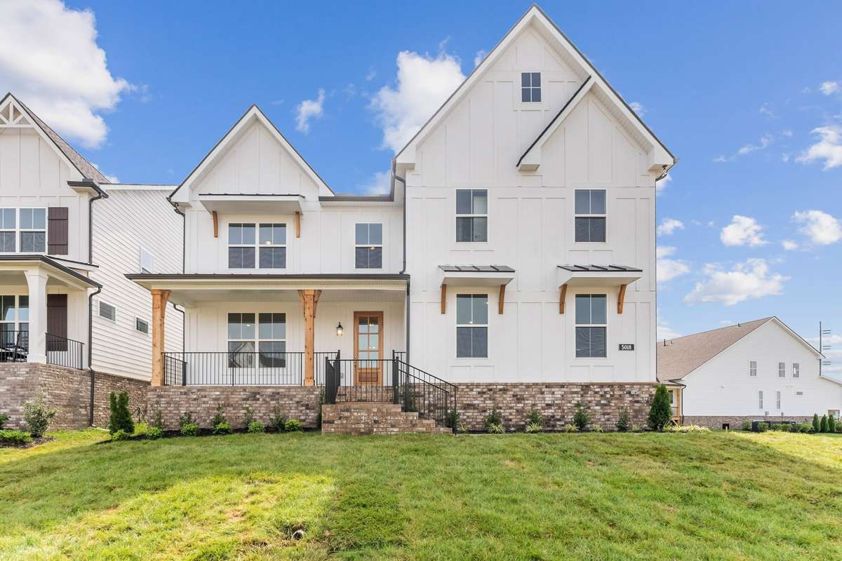 Photos are from another home with the same plan and are for representative purposes only.  Exterior and interior selections and upgrades may vary.