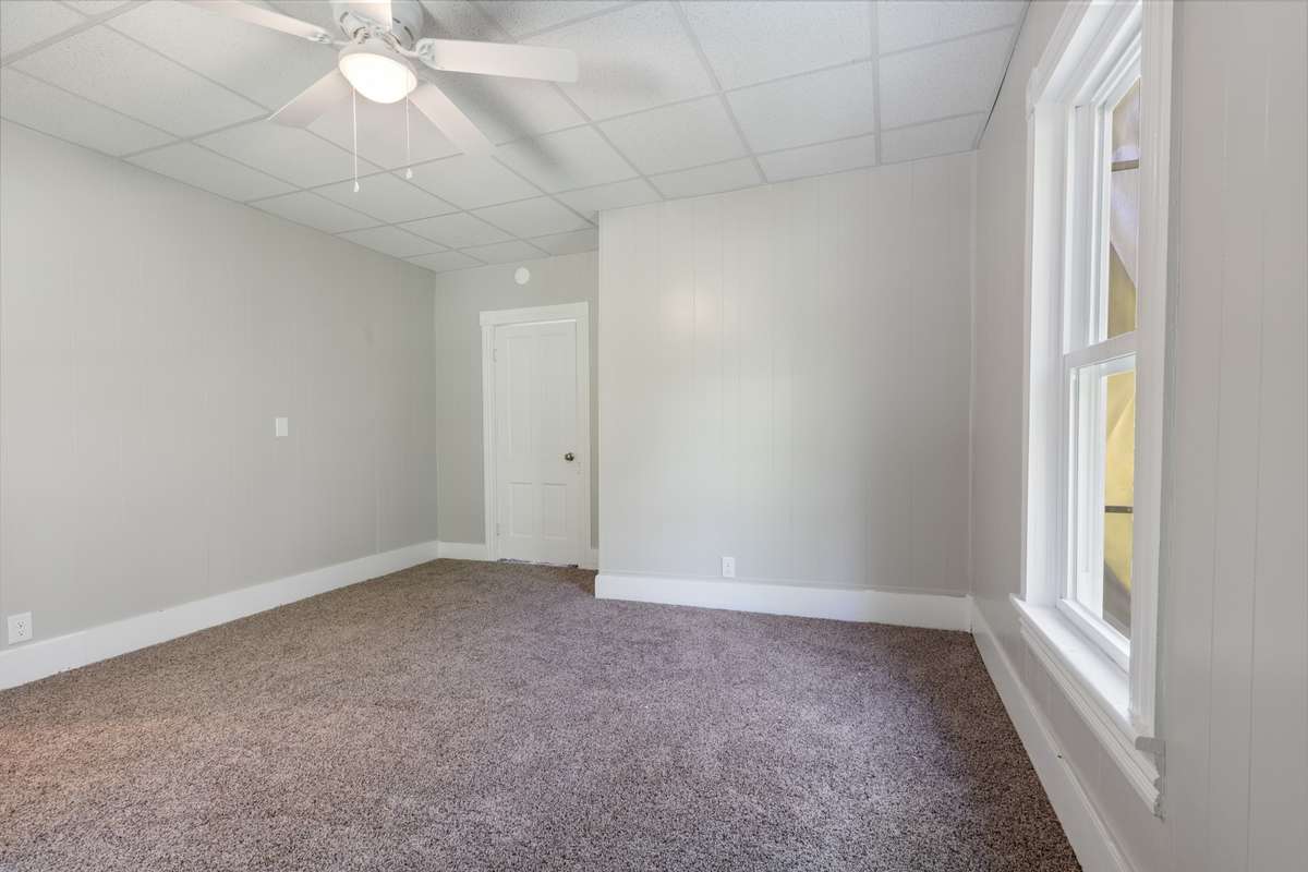 300 West Railroad - Living Room