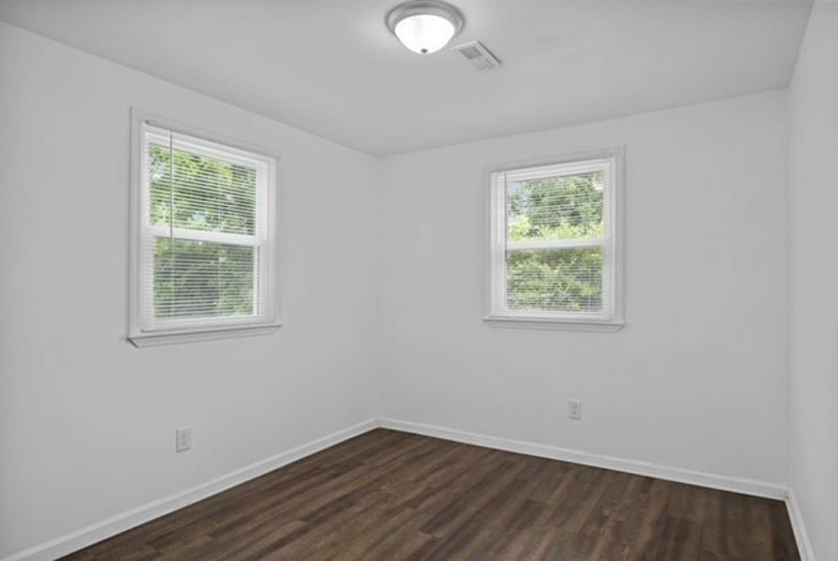 101 Dickson Ave #2 - Bedroom 2