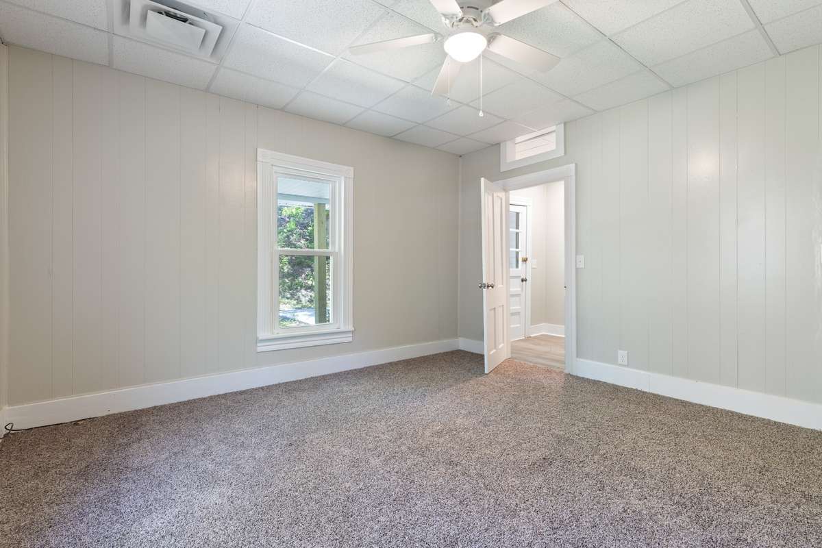 300 West Railroad - Living Room