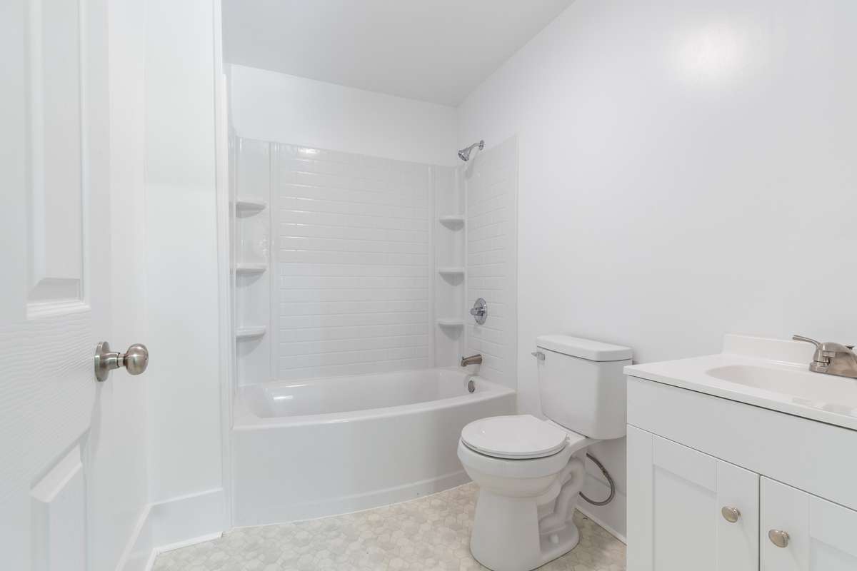 300 West Railroad - Bathroom 2