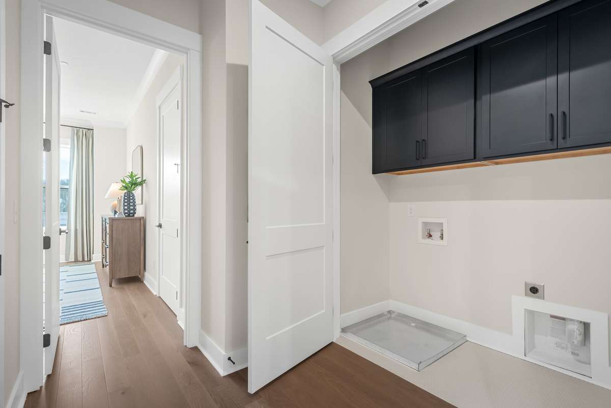 Photos shown are of a model home and are for illustrative purposes only. Features, finishes, colors, and options will vary from the actual home.