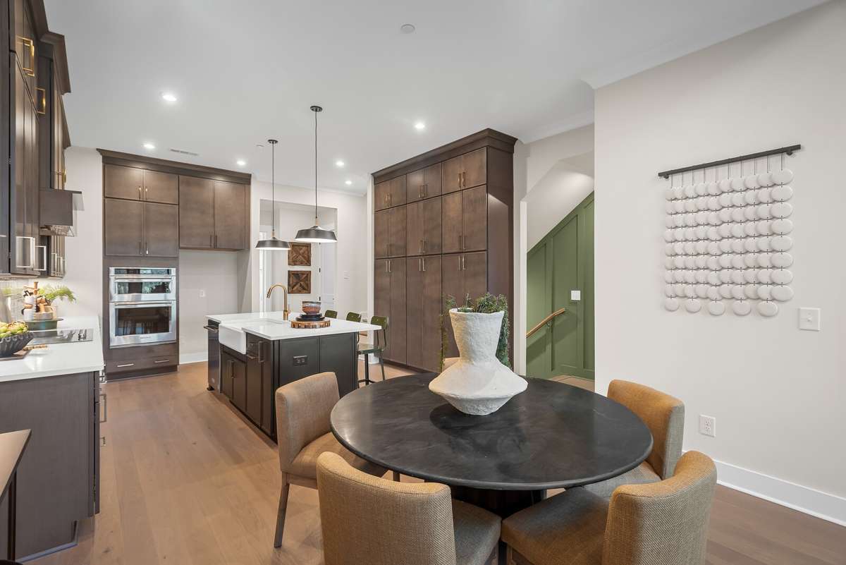 Photos shown are of a model home and are for illustrative purposes only. Features, finishes, colors, and options will vary from the actual home.
