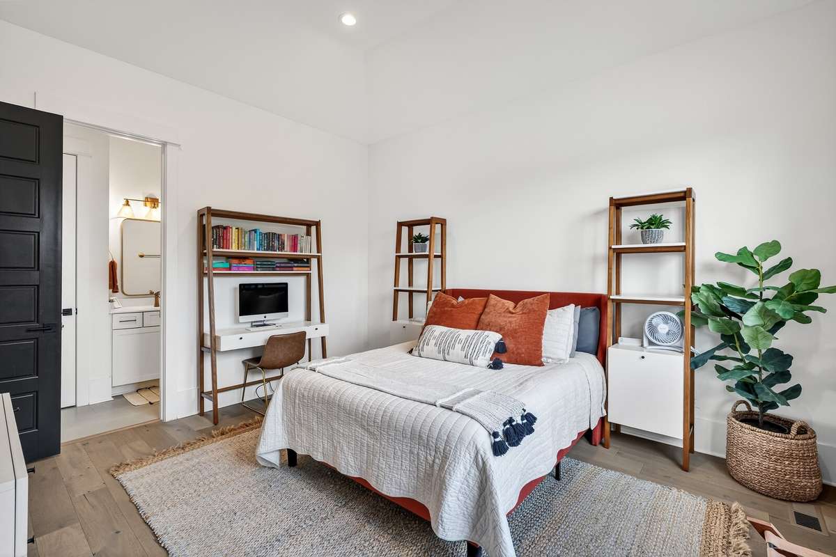 Downstairs Guest Bedroom w/Full Bath