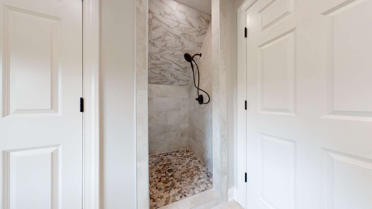 Shower on 3rd floor