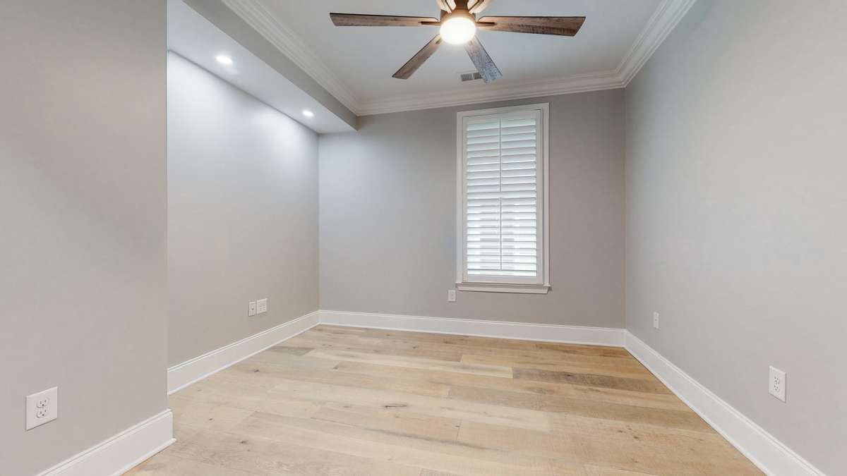 2nd Floor Office is open to the hall way