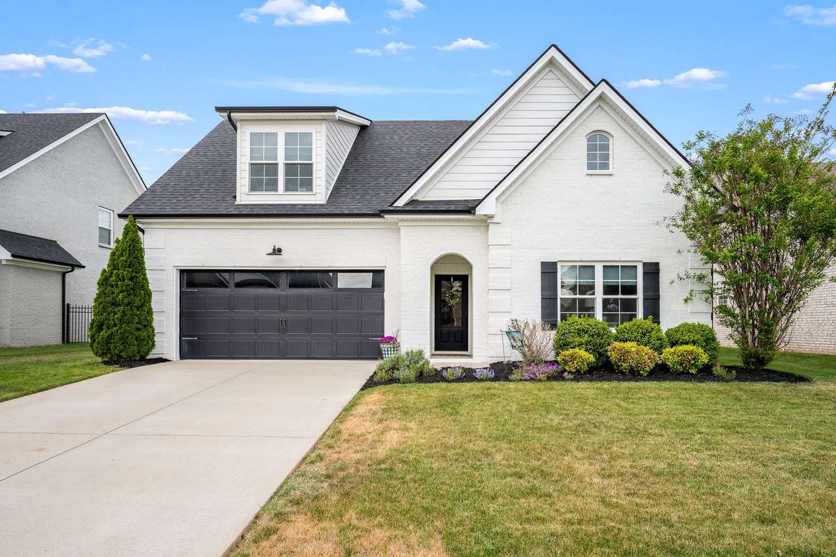 Gorgeous white brick home with all of the extras!  Built in 2020 so everything is like new.