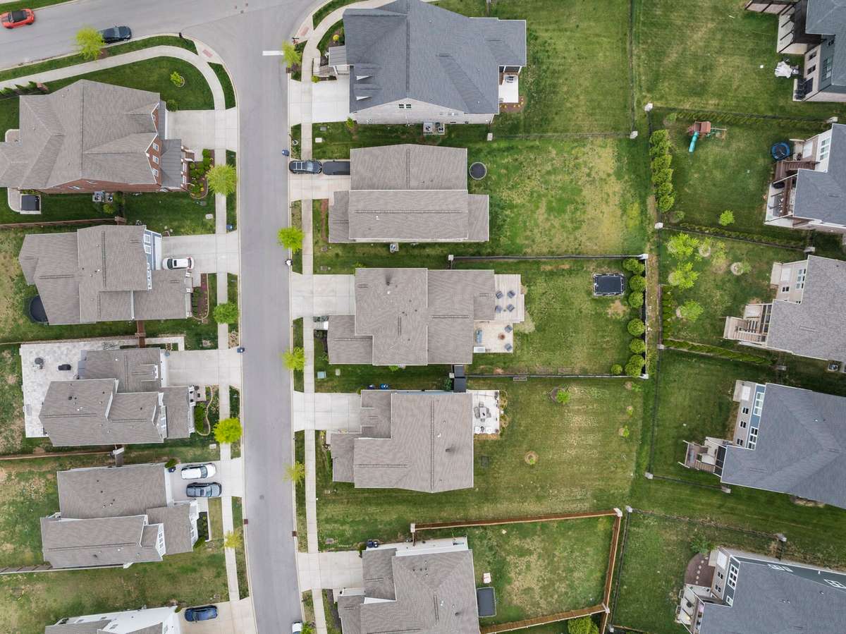 Note that a lot of the backyards in the area are not this large/open