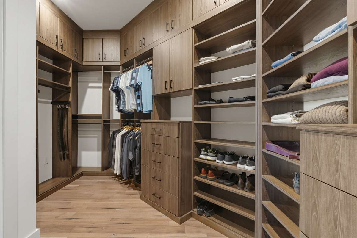 Here's your dream closet.