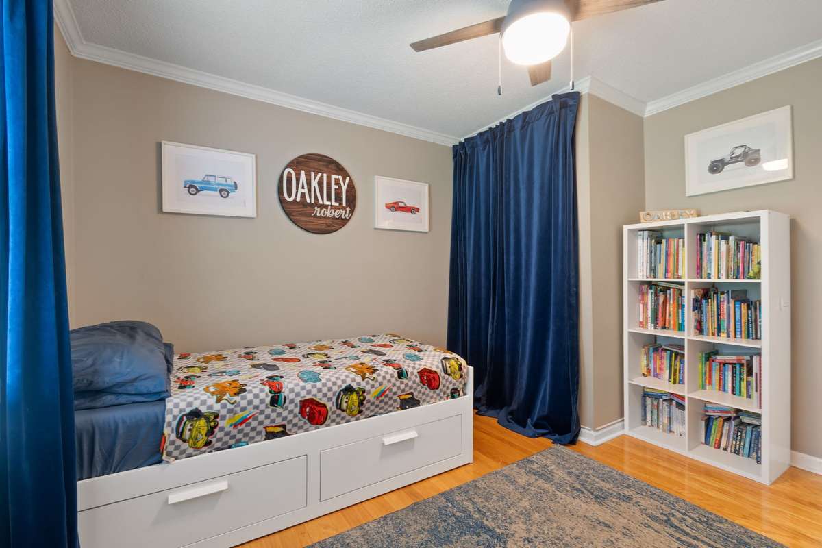 Seller has closet door available if needed
