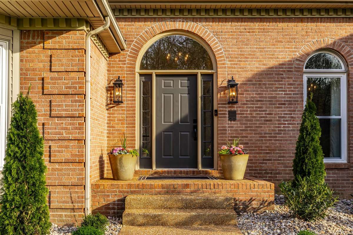 Welcoming entrance!