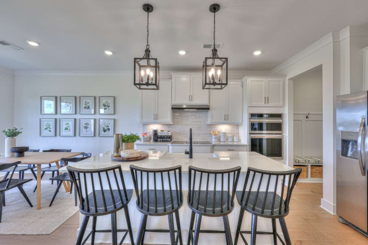 *Photos of a model home and features WILL vary on home being built on 3057 Ventura Ave.