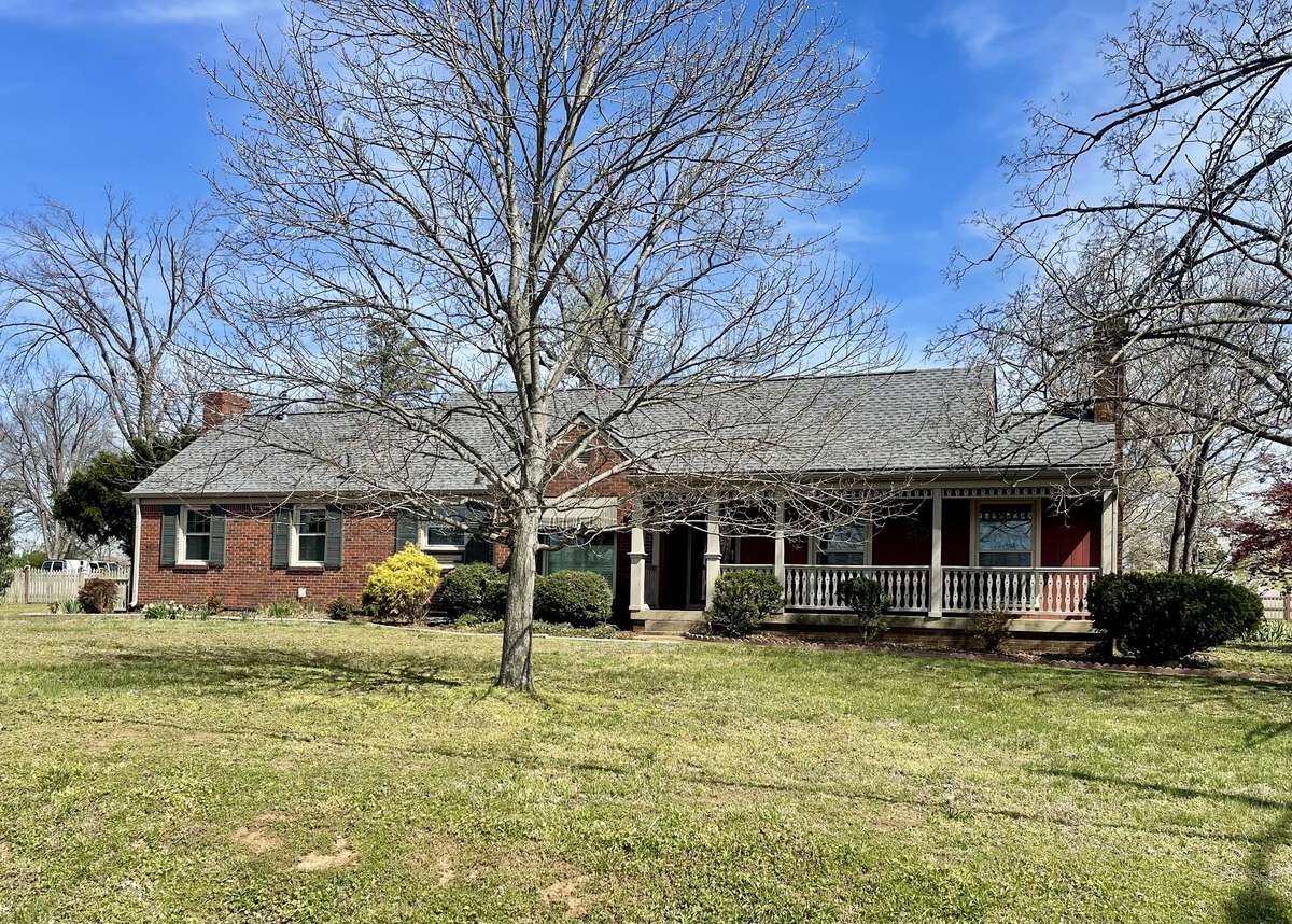 Welcome to 3120 Knobdale Road.