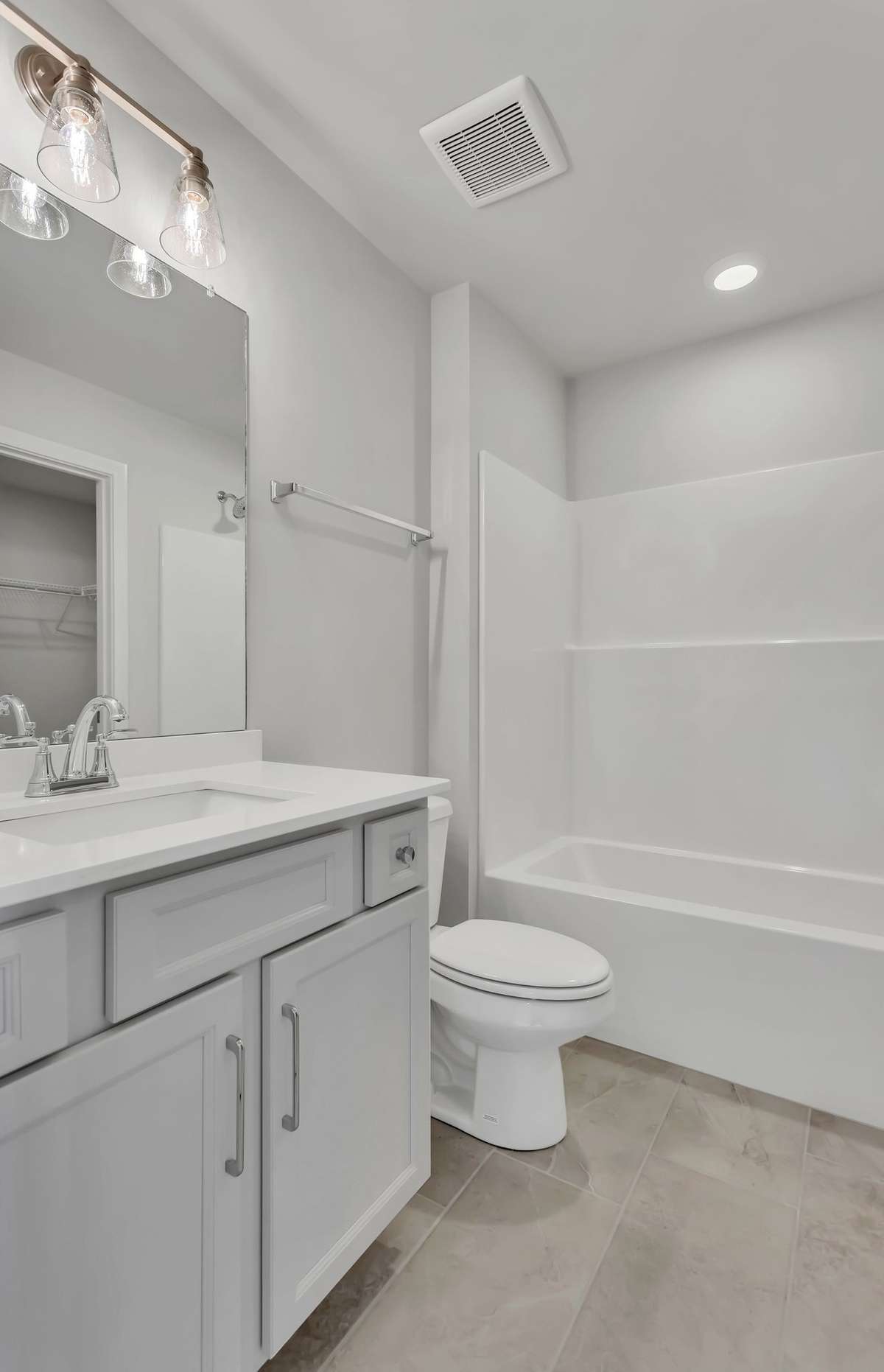 secondary bathroom upstairs