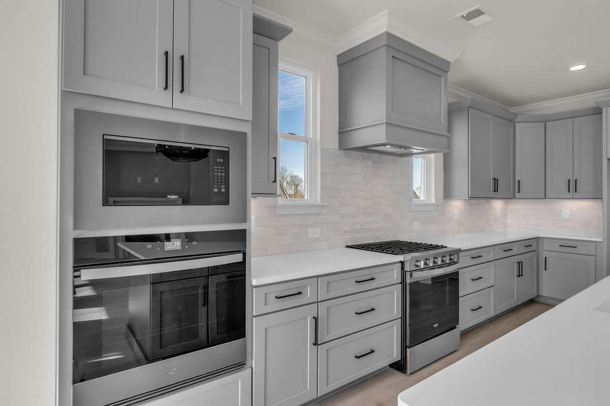 Need cabinet space? This kitchen has lots!