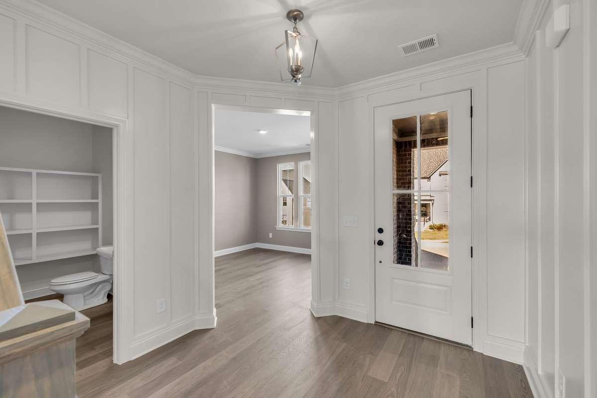 Office/Study and spacious powder room