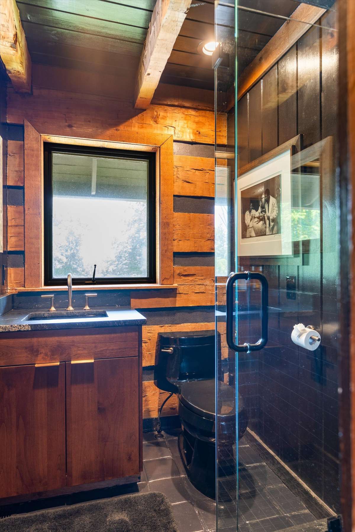 Bathroom #3, off public rooms and music room